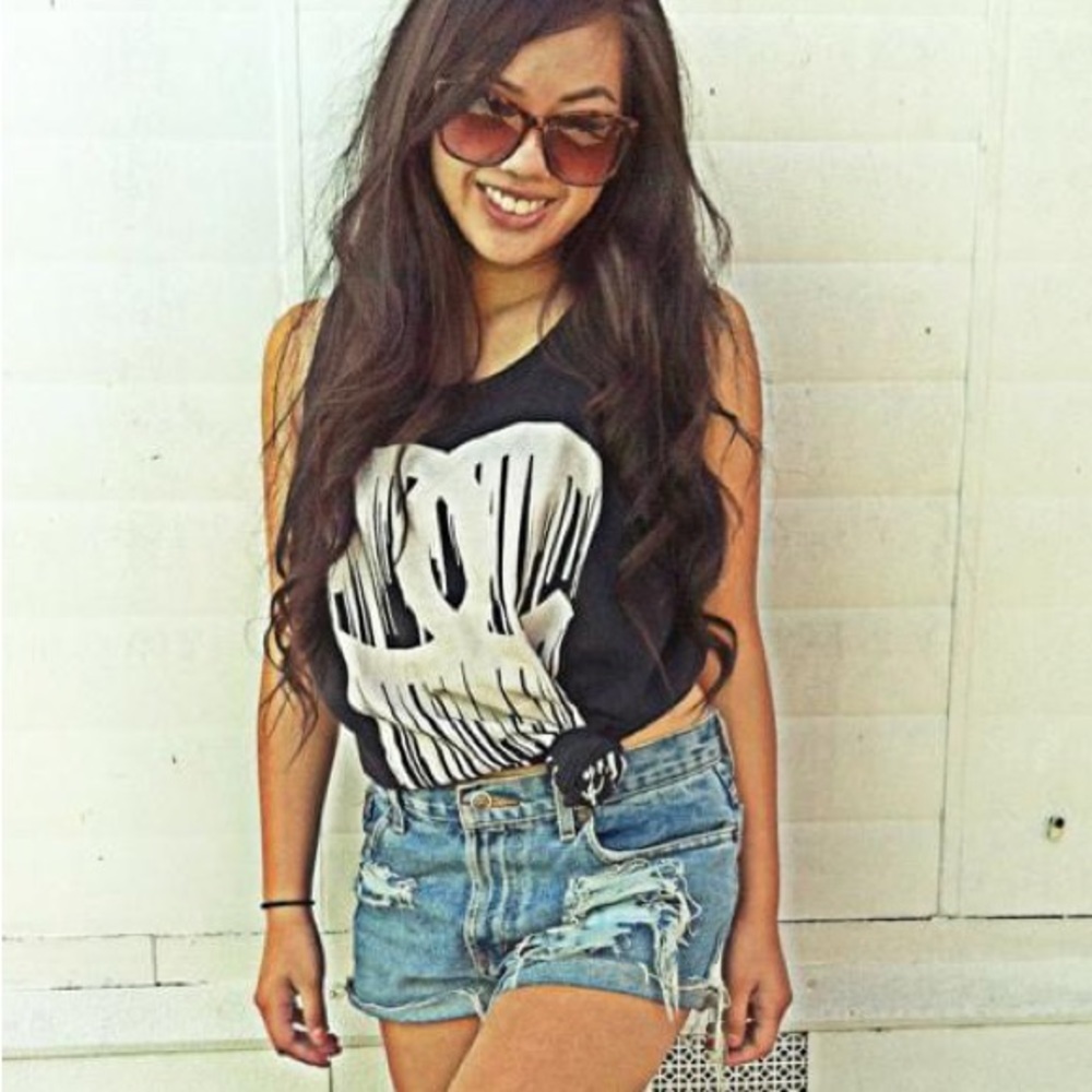 DIY LEI CUT SHORTS
